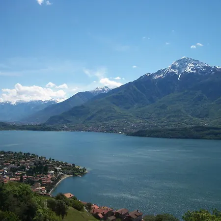 Casa vacanze Attico Vista Lago Con Piscina